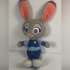 Disney Store Exclusive Zootopia Judy Hopps Police Bunny Plush